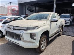 میتسوبیشی L200